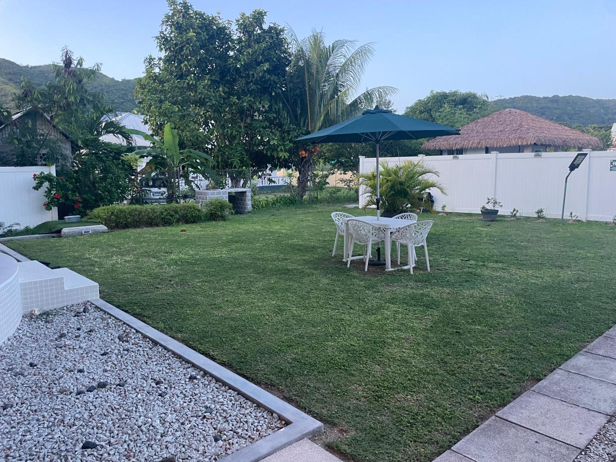 Tropic Villa Annex Grand Anse  Exteriör bild